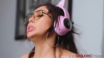 Asian Ember Snow Seduces Jena Larose In A Gaming Session