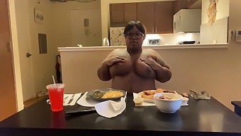 Will Powers And Thelma'S Kitchen: Thanksgiving-Themed Erotic Video