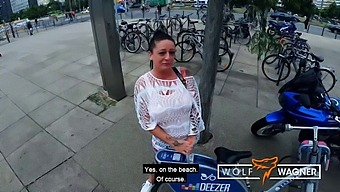 Adrienne Kiss V Zunanjem Pov Seksu S Kondomom: A Wolfwagner.Com Produkcija
