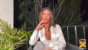 Mature And Seductive, Vittoria Ignites The Screen At 38