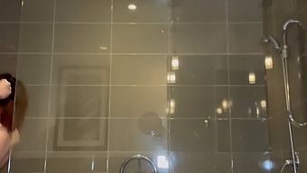 Video Casero De Una Hermanastra Judía Teniendo Sexo Anal Por Primera Vez.